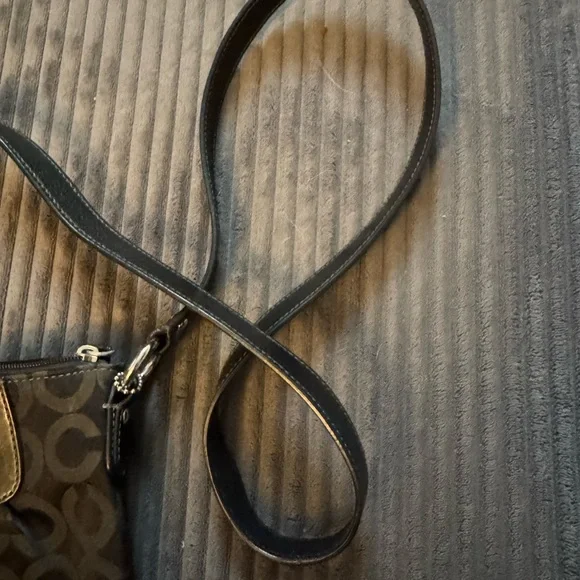 Coach Black and Silver Patterned Crossbody Bag - Picture 4 of 8